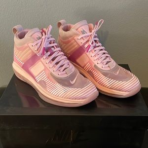 Size 9 Men’s Nike Lebron X JE Icon QS ‘John Elliott’ Tulip Pink